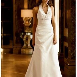 Chic Ivory High Collar Galina Signature Wedding Dress